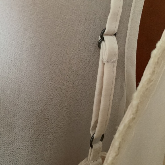 Decorative Lace Neckline Sheath Under Hi Lo Sleeveless Dress - Picture 8 of 8